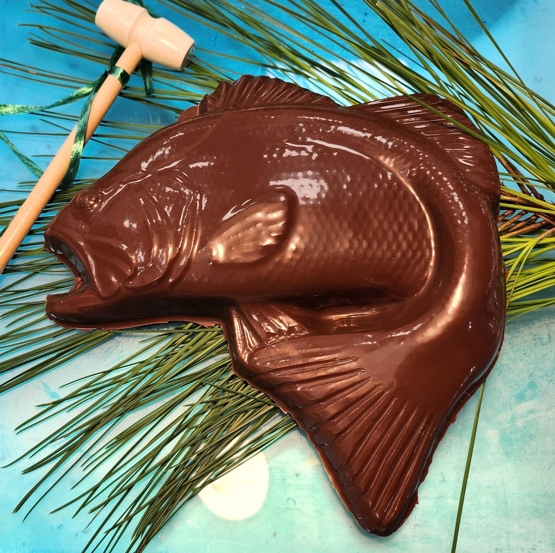 Chocholate Fish Bass Fish Chocolate Breakable – Loblolly Chocolates